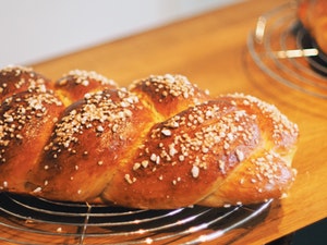 Challah Braiders